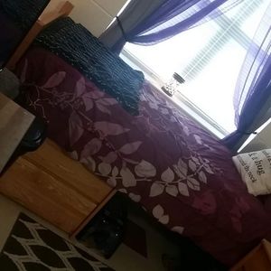 Twin/Twin XL Bedding